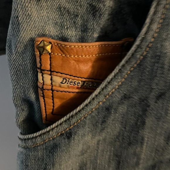 Diesel authentic blue bleached denim and leather jumpsuit. Size XXS - Picture 4 of 16